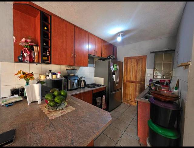 3 BEDROOM APARTMENT FOR SALE IN ELSPARK EXT 4